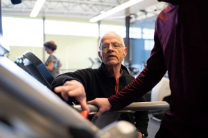 Personal trainer working at wellness center